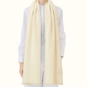 SOLD - Hermès Toit du Monde Cashmere Stole Leather Patch